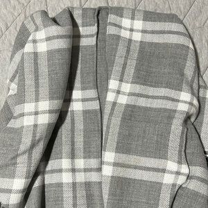 BR grey plaid poncho